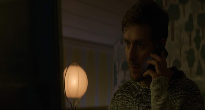 دانلود فیلم هیولای پول 2016